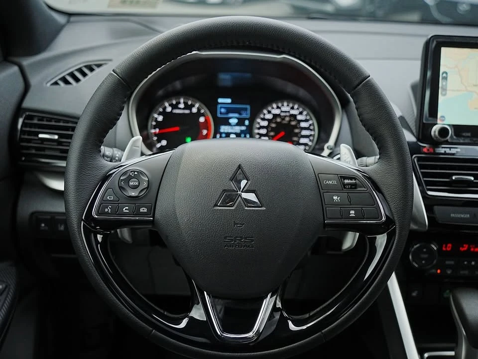 2025 Mitsubishi Eclipse Cross - Image 13 of 20