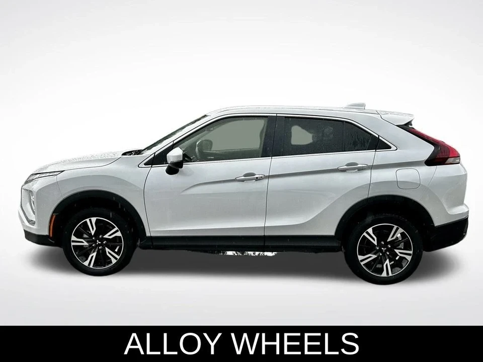 2025 Mitsubishi Eclipse Cross - Image 3 of 12