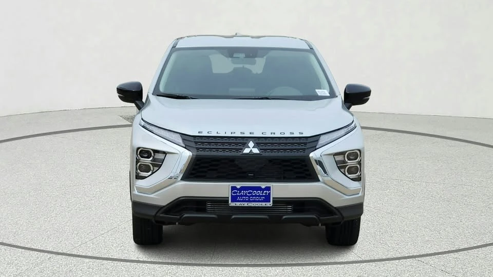 2025 Mitsubishi Eclipse Cross - Image 2 of 10