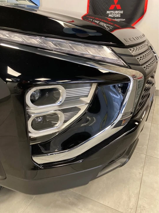 2025 Mitsubishi Eclipse Cross - Image 5 of 9