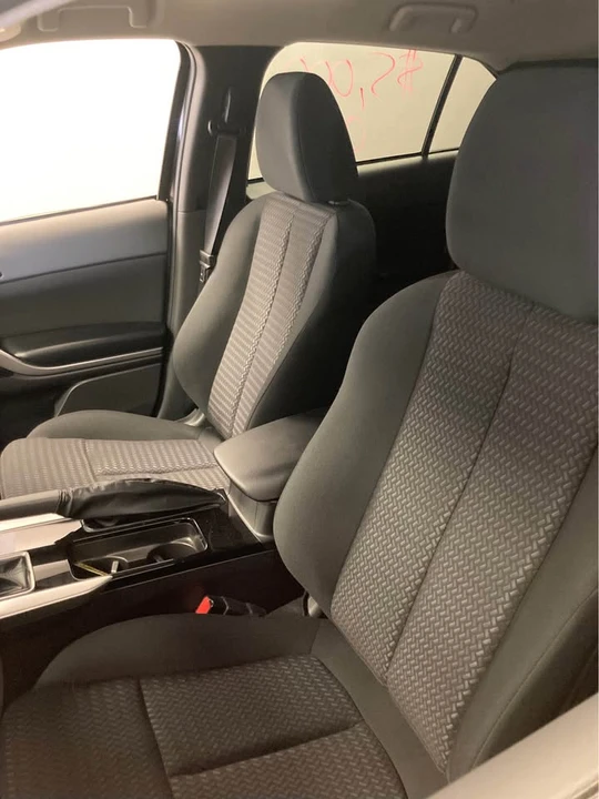 2025 Mitsubishi Eclipse Cross - Image 7 of 9