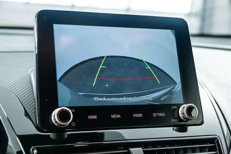 2025 Mitsubishi Eclipse Cross - Image 18 of 21