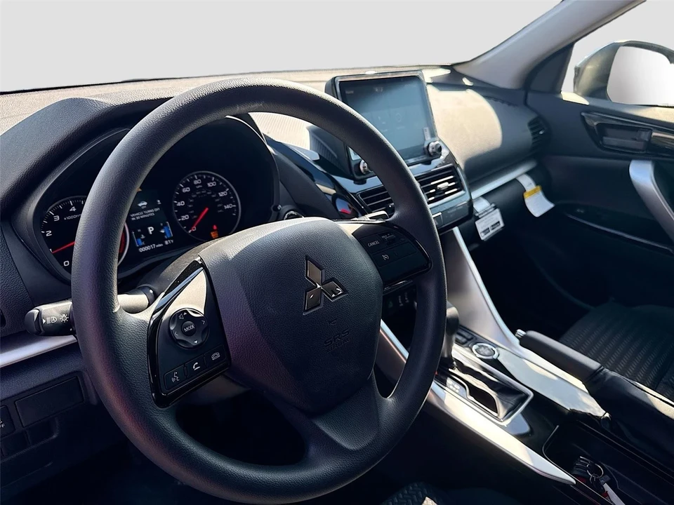 2025 Mitsubishi Eclipse Cross - Image 9 of 21