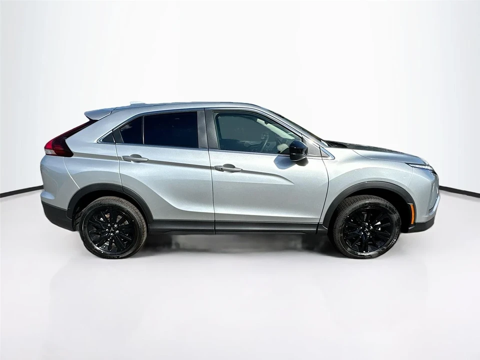 2025 Mitsubishi Eclipse Cross - Image 8 of 21