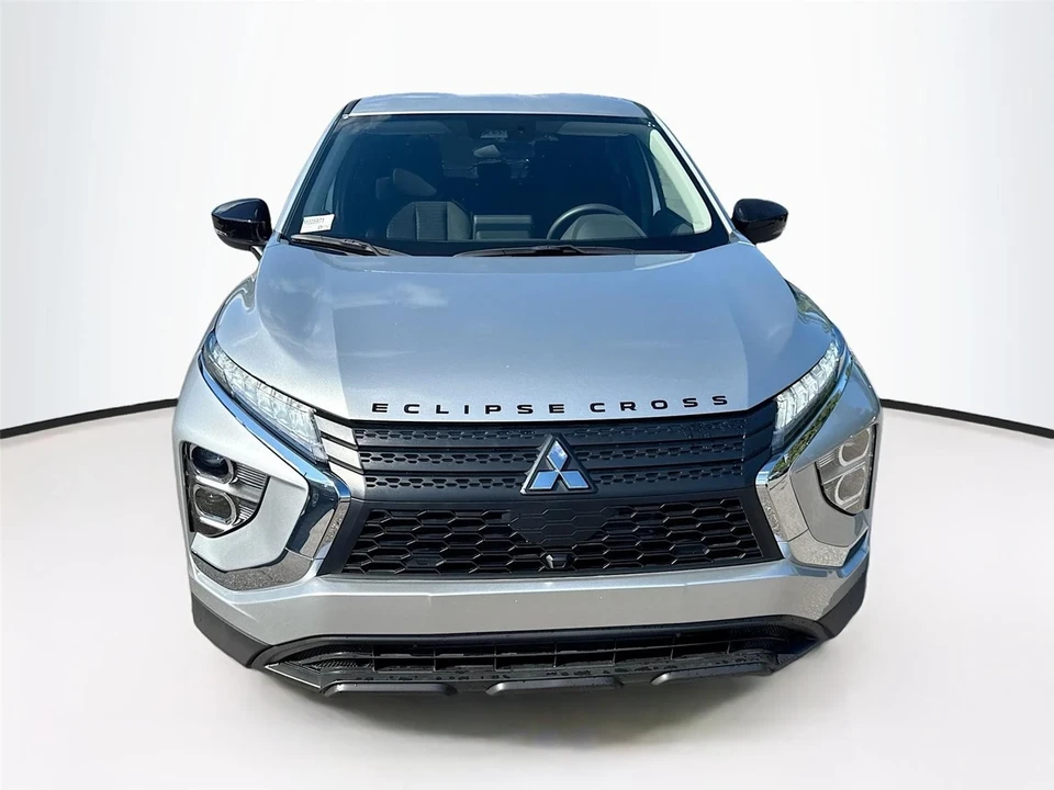 2025 Mitsubishi Eclipse Cross - Image 2 of 21
