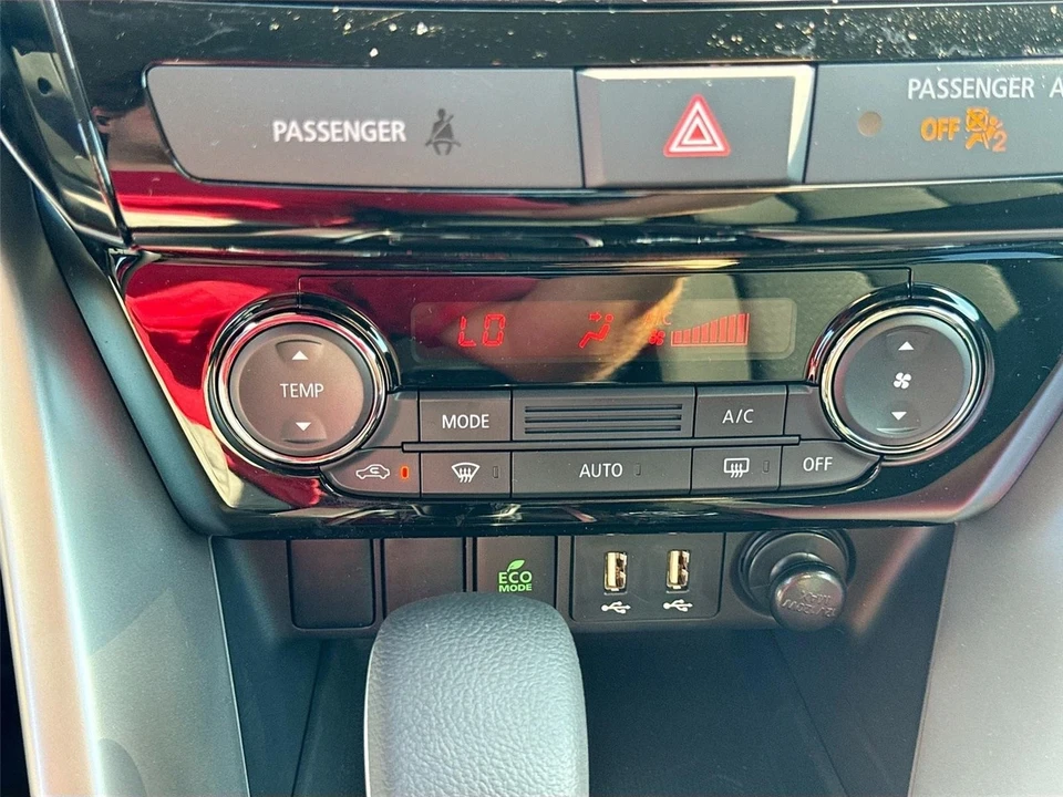 2025 Mitsubishi Eclipse Cross - Image 15 of 21