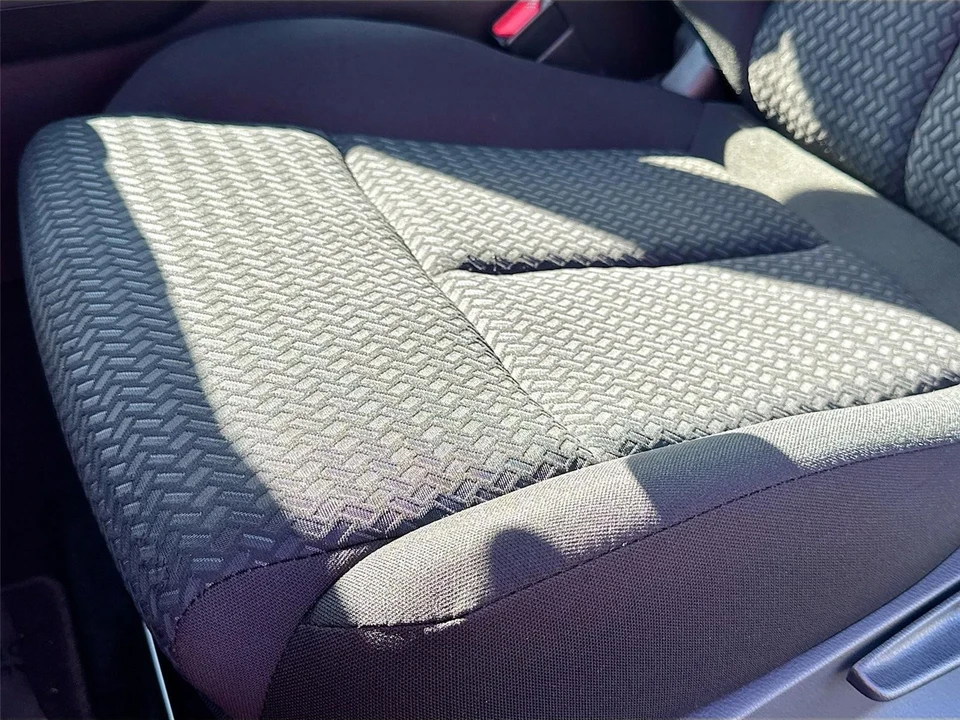 2025 Mitsubishi Eclipse Cross - Image 19 of 21