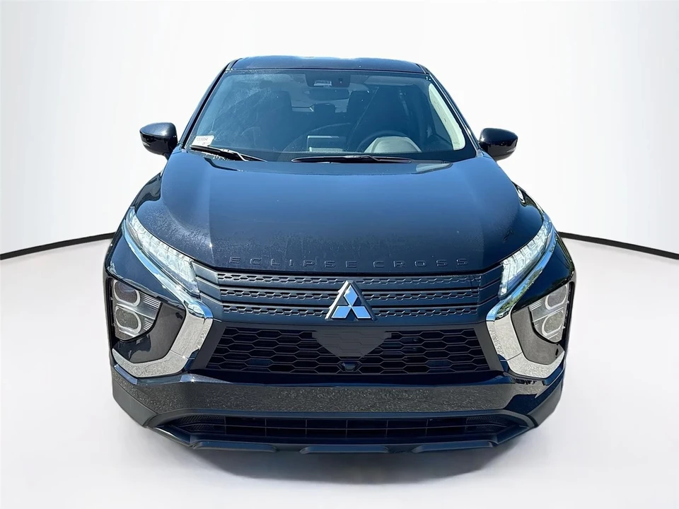 2025 Mitsubishi Eclipse Cross - Image 2 of 21