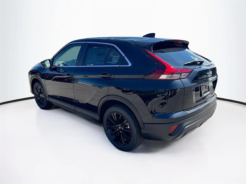 2025 Mitsubishi Eclipse Cross - Image 5 of 21
