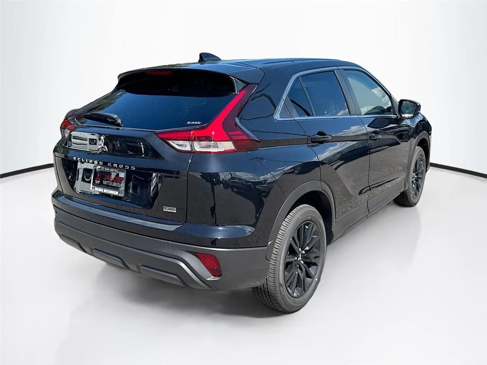 2025 Mitsubishi Eclipse Cross - Image 7 of 21