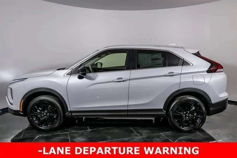 2025 Mitsubishi Eclipse Cross - Image 6 of 21