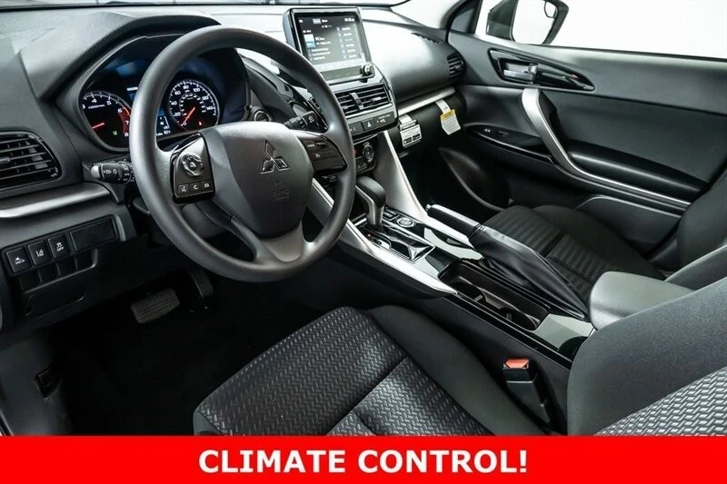 2025 Mitsubishi Eclipse Cross - Image 12 of 21