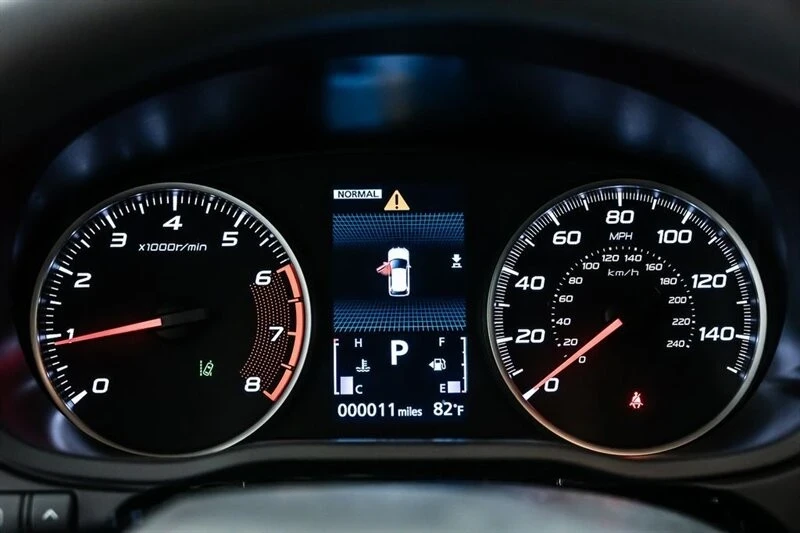 2025 Mitsubishi Eclipse Cross - Image 16 of 21
