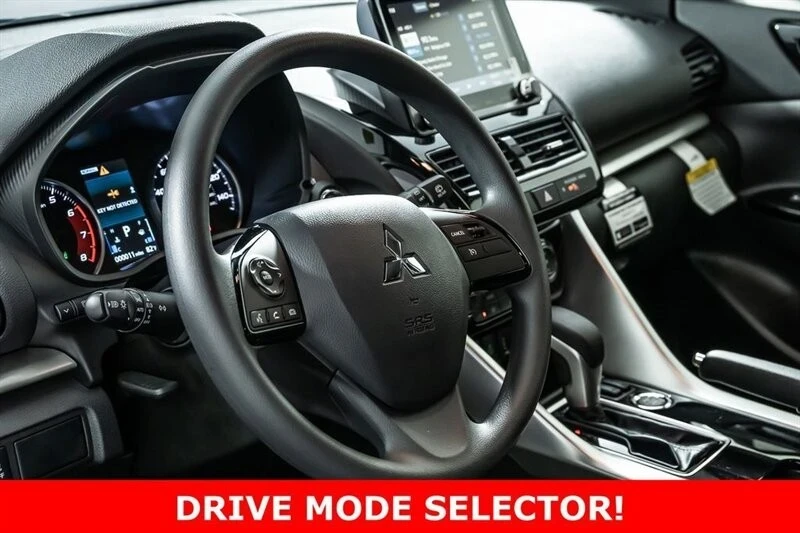 2025 Mitsubishi Eclipse Cross - Image 15 of 21