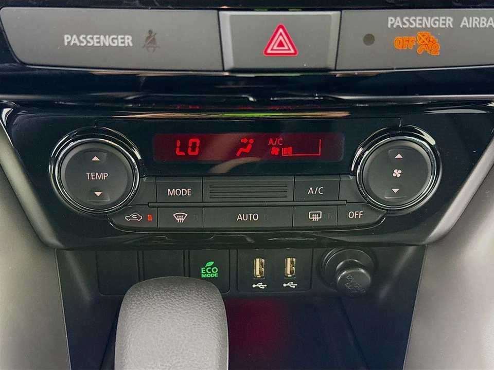 2025 Mitsubishi Eclipse Cross - Image 15 of 21