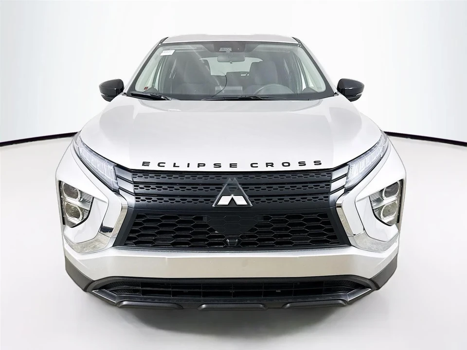 2025 Mitsubishi Eclipse Cross - Image 2 of 21
