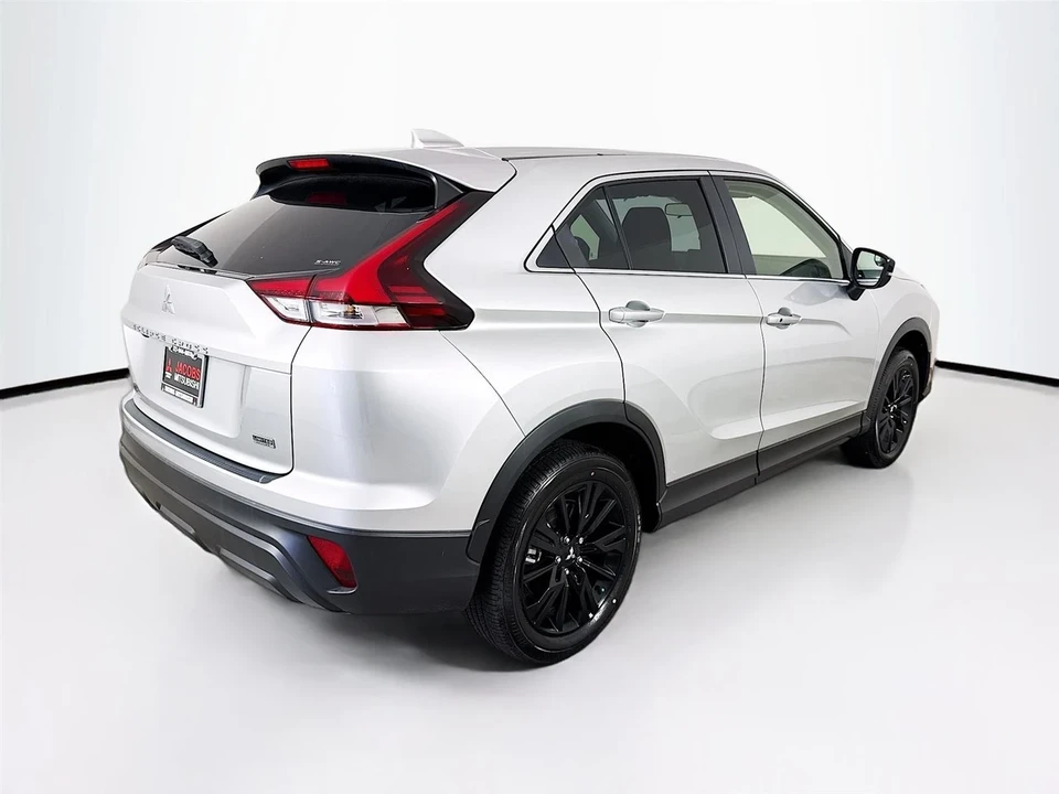 2025 Mitsubishi Eclipse Cross - Image 7 of 21
