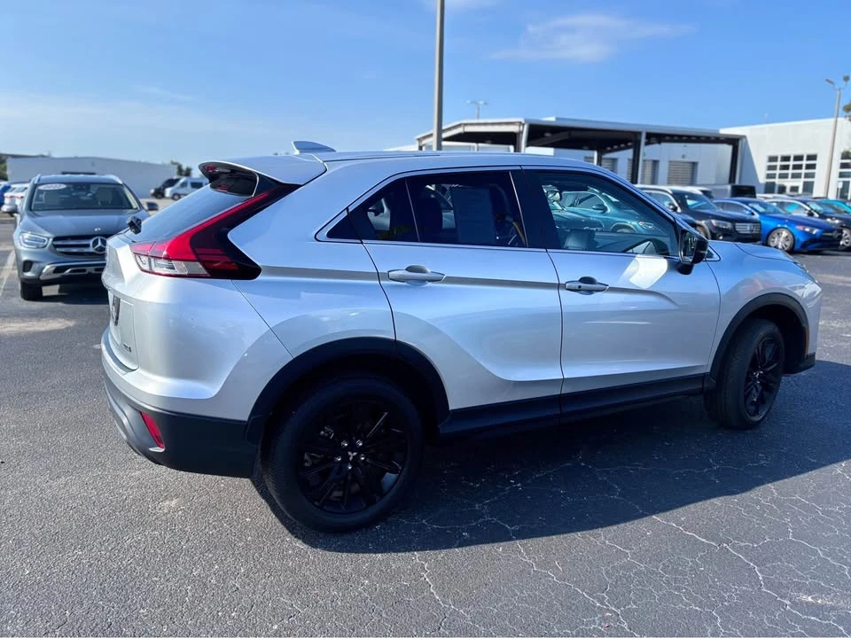 2025 Mitsubishi Eclipse Cross - Image 5 of 10