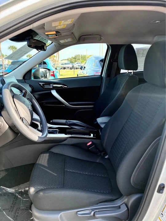 2025 Mitsubishi Eclipse Cross - Image 9 of 10