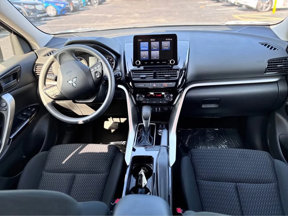 2025 Mitsubishi Eclipse Cross - Image 10 of 10