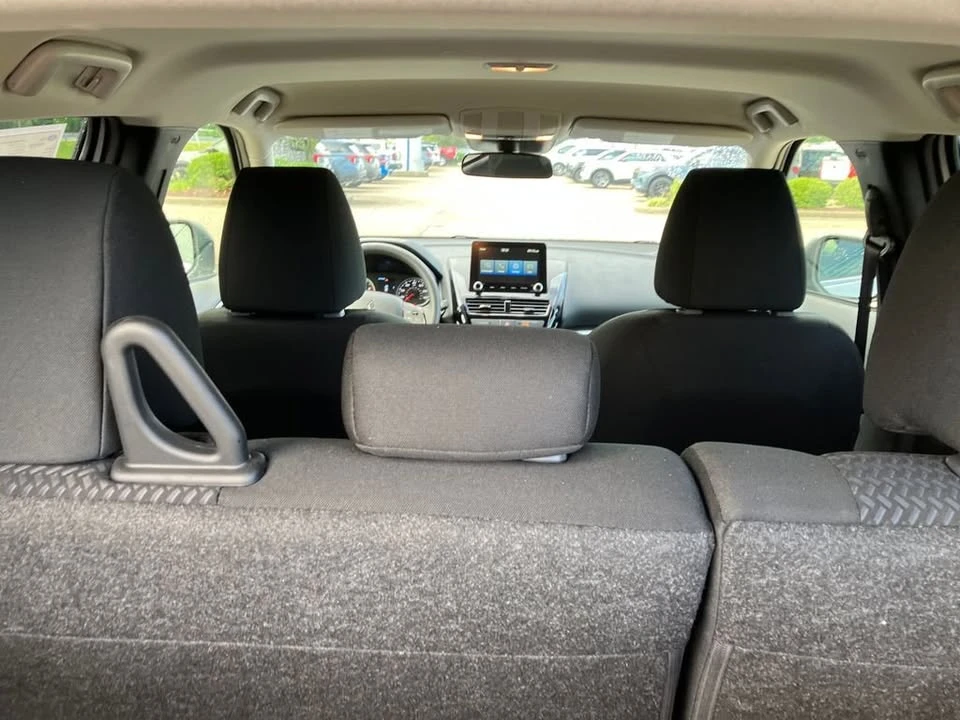 2025 Mitsubishi Eclipse Cross - Image 18 of 20