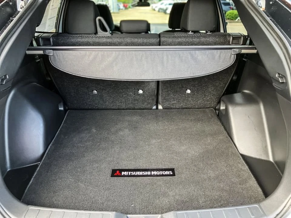 2025 Mitsubishi Eclipse Cross - Image 16 of 20