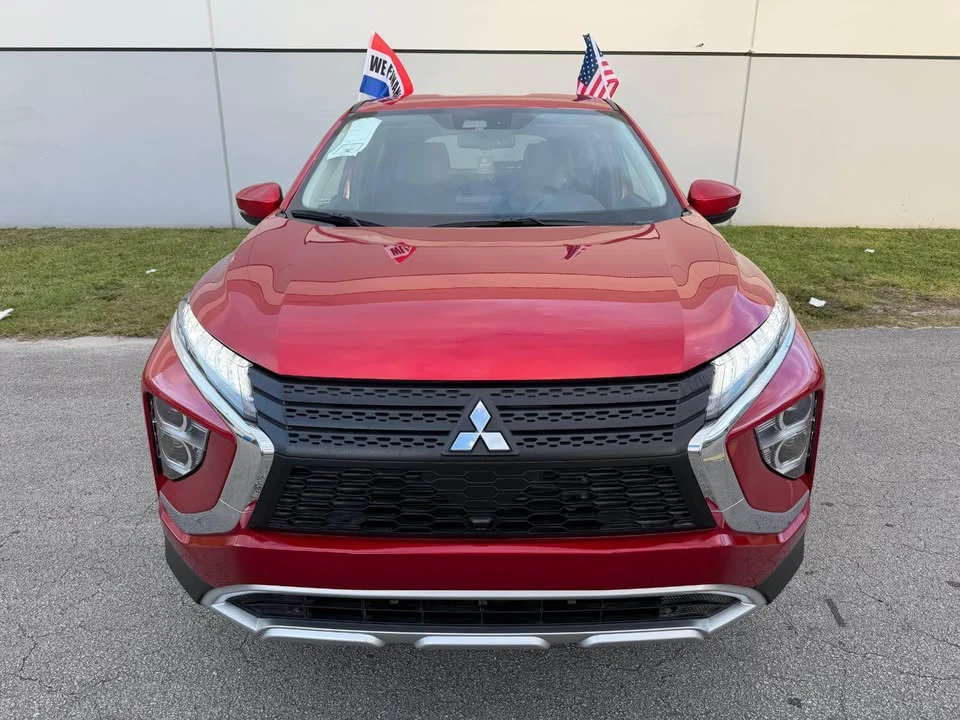 2025 Mitsubishi Eclipse Cross - Image 8 of 11
