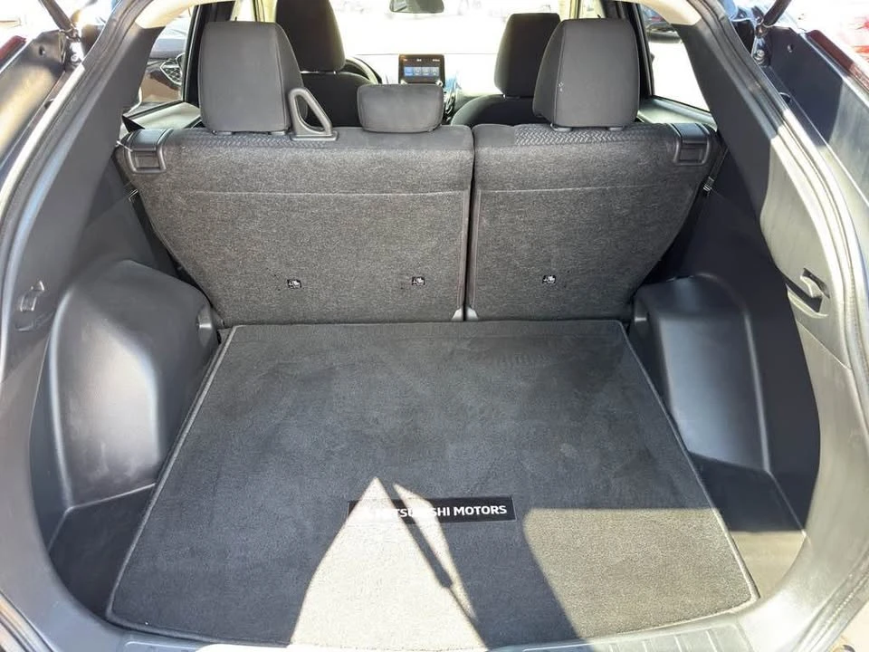 2025 Mitsubishi Eclipse Cross - Image 10 of 15