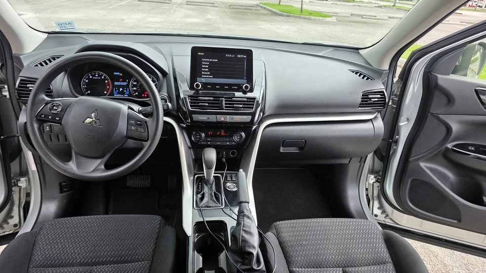 2025 Mitsubishi Eclipse Cross - Image 8 of 14