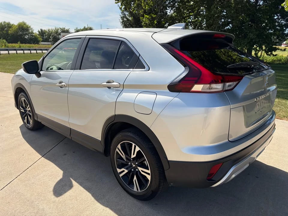 2025 Mitsubishi Eclipse Cross - Image 3 of 12