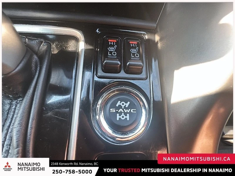 2025 Mitsubishi Eclipse Cross - Image 16 of 19
