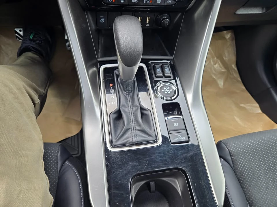 2025 Mitsubishi Eclipse Cross - Image 19 of 20