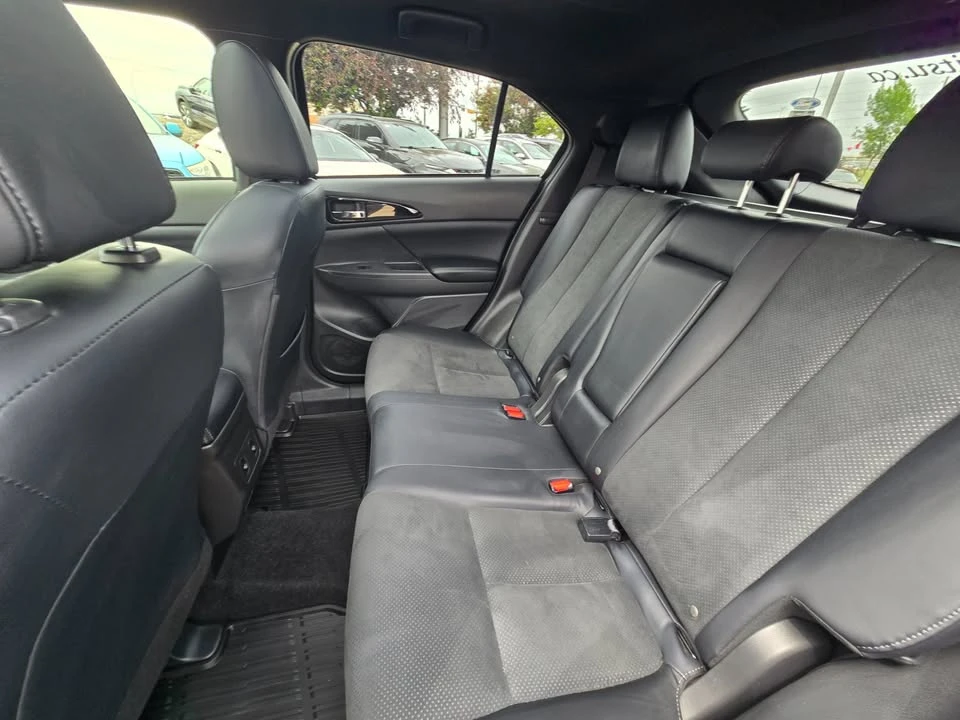 2025 Mitsubishi Eclipse Cross - Image 15 of 20