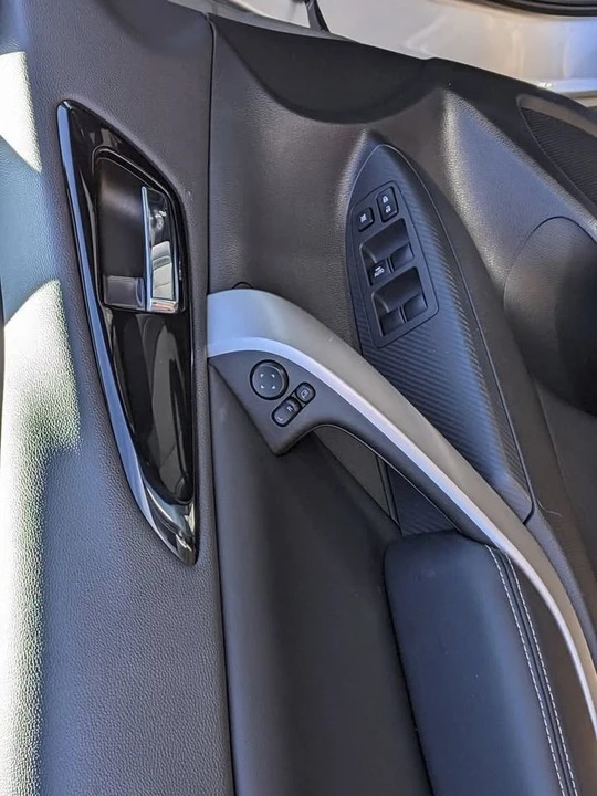 2025 Mitsubishi Eclipse Cross - Image 10 of 20