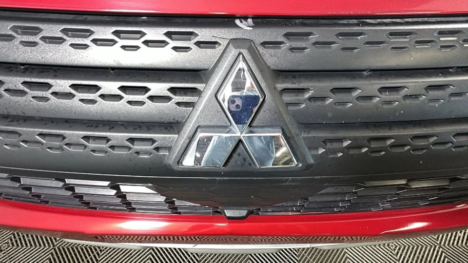 2025 Mitsubishi Eclipse Cross - Image 8 of 20