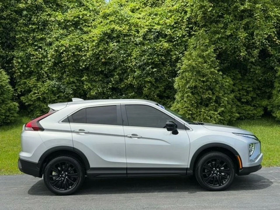 2025 Mitsubishi Eclipse Cross - Image 10 of 20