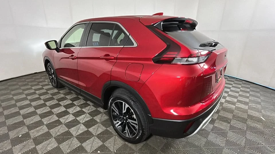 2025 Mitsubishi Eclipse Cross - Image 4 of 20