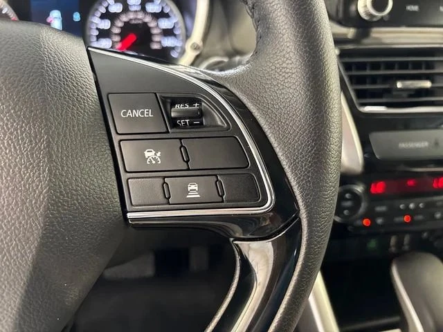 2025 Mitsubishi Eclipse Cross - Image 8 of 20