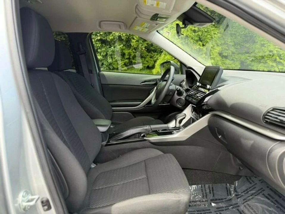 2025 Mitsubishi Eclipse Cross - Image 6 of 20