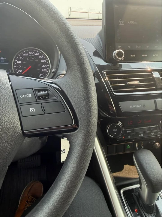 2025 Mitsubishi Eclipse Cross - Image 13 of 18