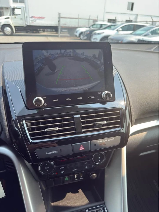 2025 Mitsubishi Eclipse Cross - Image 15 of 18