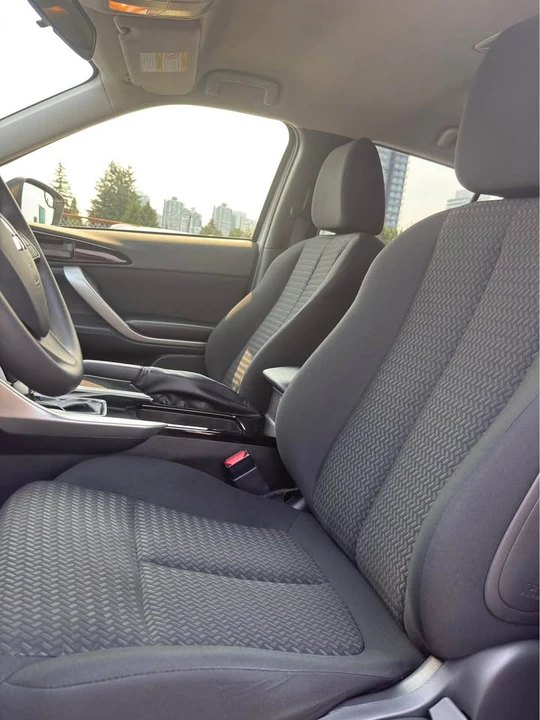 2025 Mitsubishi Eclipse Cross - Image 11 of 18