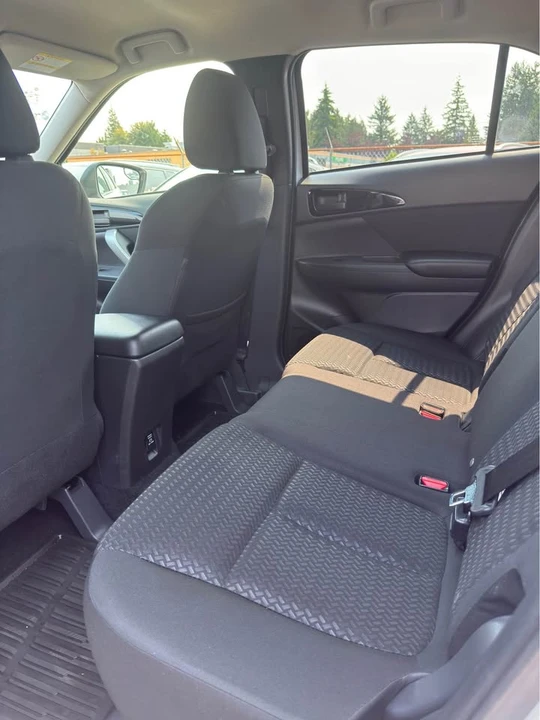 2025 Mitsubishi Eclipse Cross - Image 7 of 18
