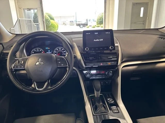2025 Mitsubishi Eclipse Cross - Image 17 of 20
