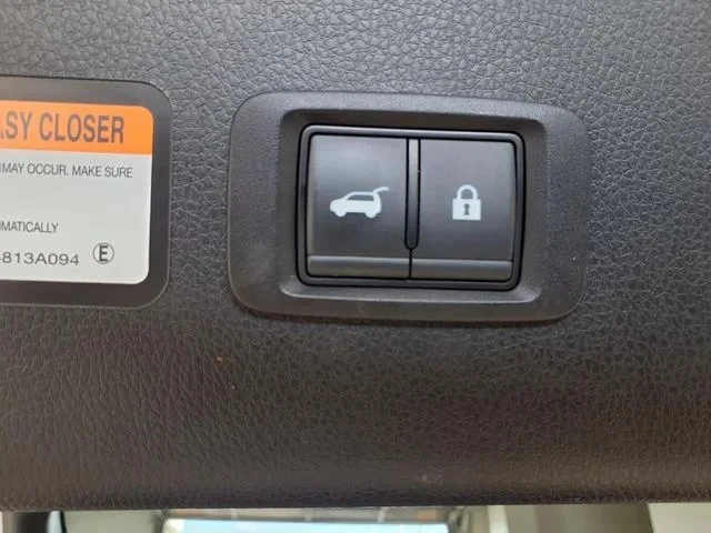 2025 Mitsubishi Eclipse Cross - Image 19 of 20