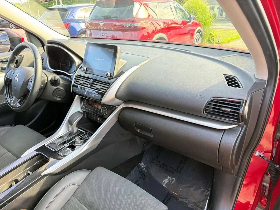 2025 Mitsubishi Eclipse Cross - Image 7 of 20