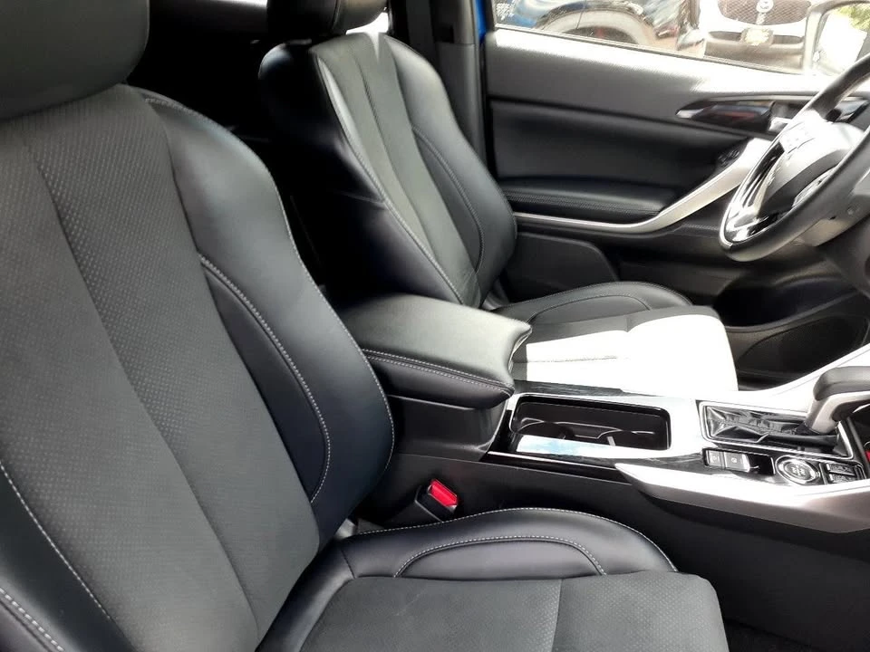 2025 Mitsubishi Eclipse Cross - Image 17 of 20