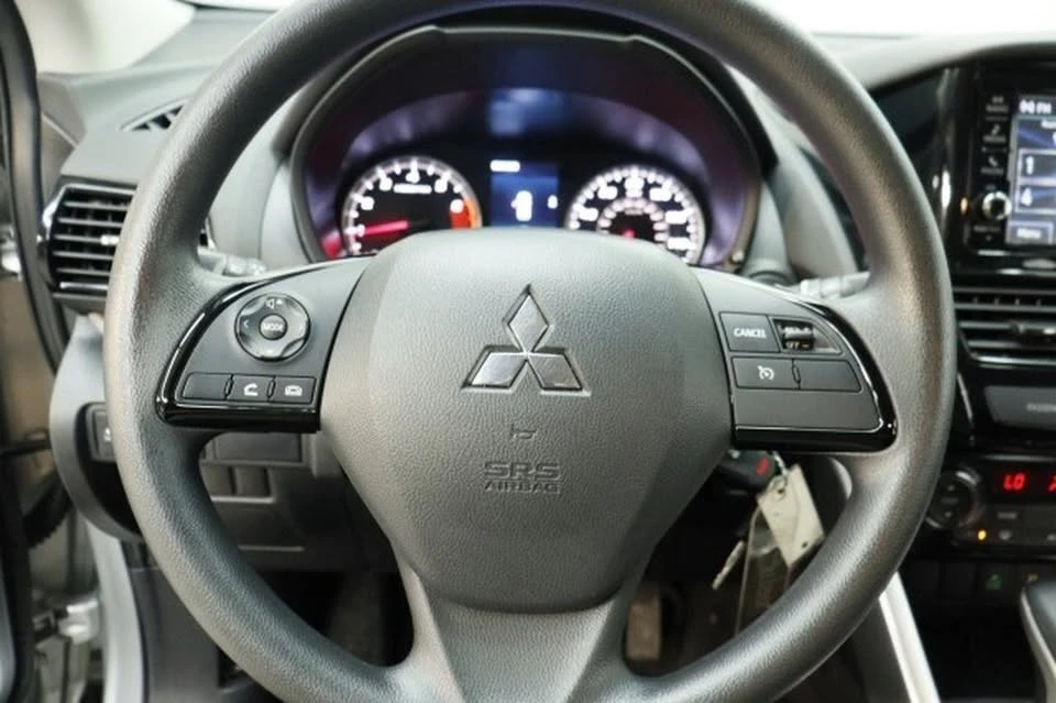 2025 Mitsubishi Eclipse Cross - Image 10 of 20