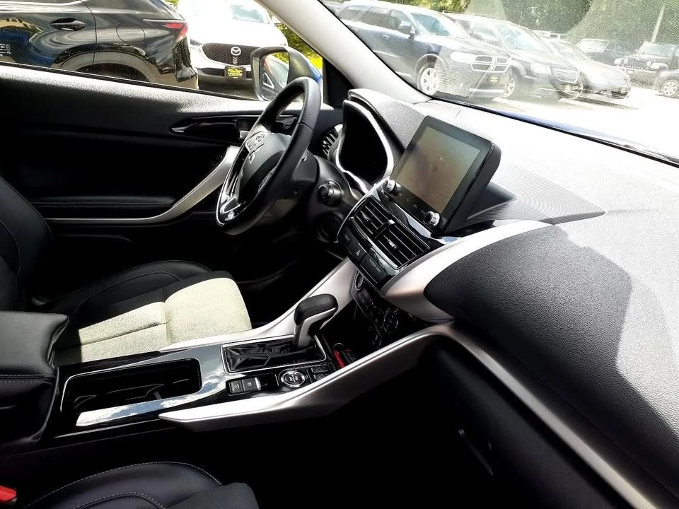 2025 Mitsubishi Eclipse Cross - Image 18 of 20