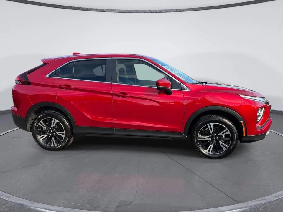 2025 Mitsubishi Eclipse Cross - Image 4 of 20